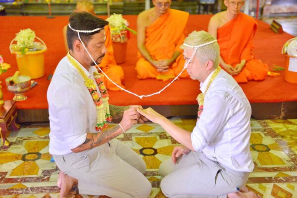 同性婚礼 传统泰式典礼（寺庙）