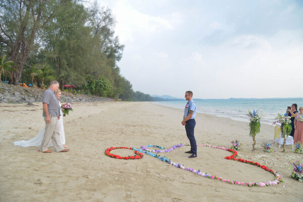 蔻立(Khao lak Beach) 沙滩婚礼