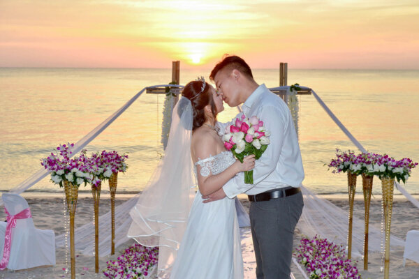 芭達雅(Pattaya) 沙灘婚禮