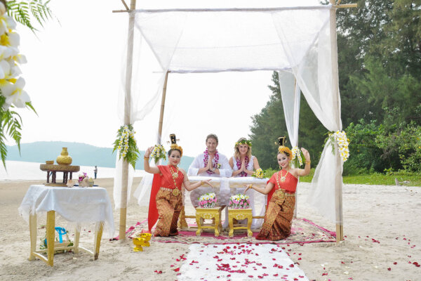 传统泰国盛大婚礼